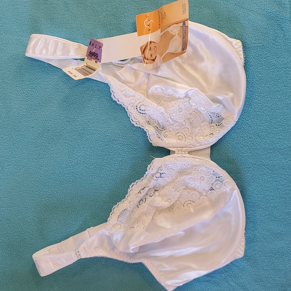 Bali Intimates & Sleepwear Bali White Full Elegance Underwire Bra